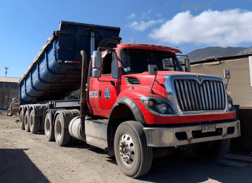 Camion Con Batea